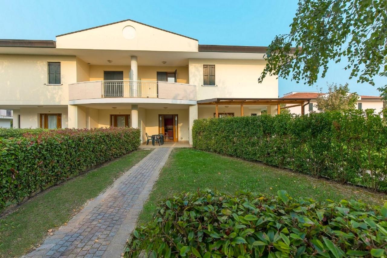 Lecci Lido Altanea Apartamento *